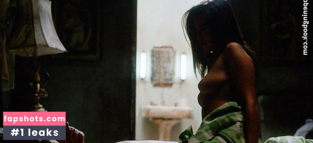 Leslie Bega gallery photo #44