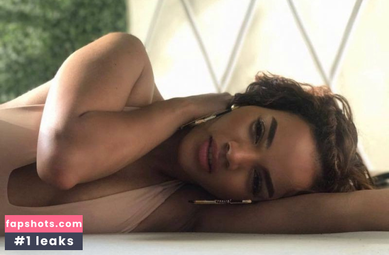 Leslie Grace gallery photo #11