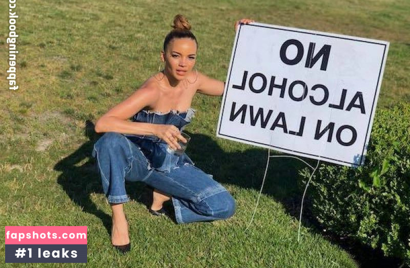 Leslie Grace gallery photo #36