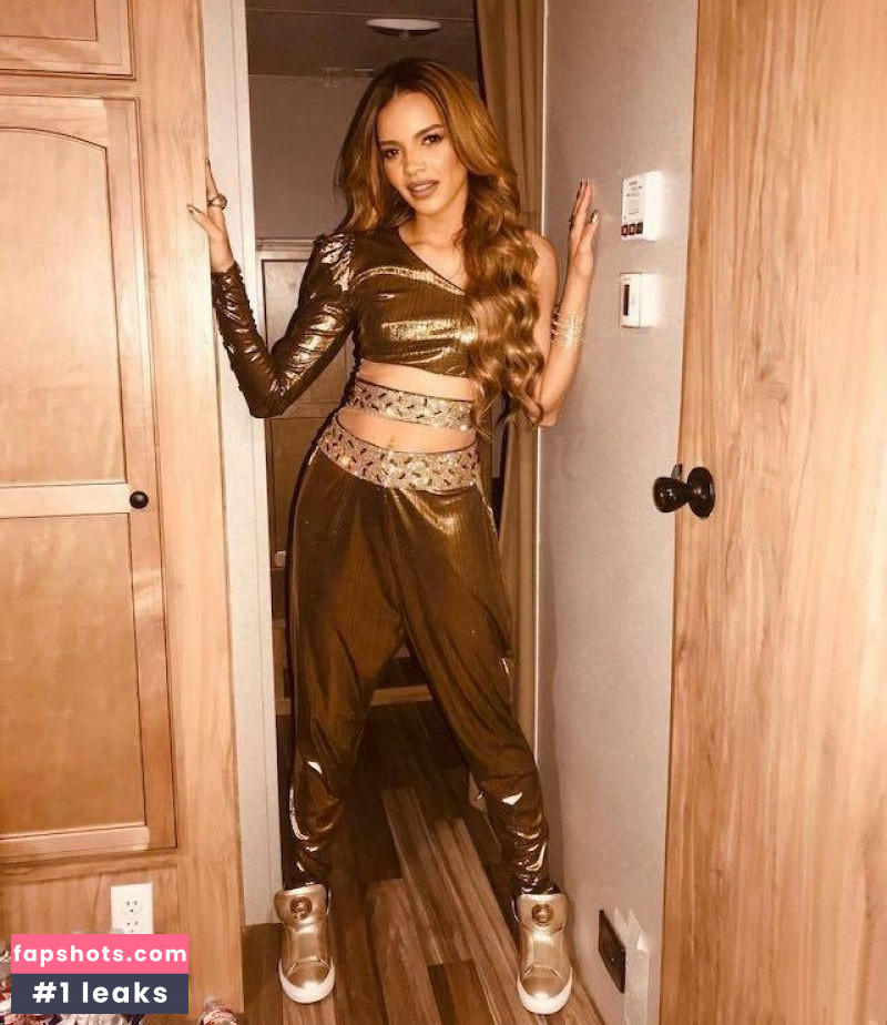 Leslie Grace gallery photo #37