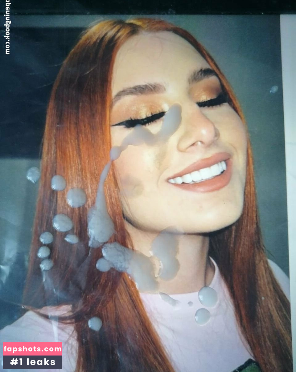 Leslie Pecas gallery photo #25