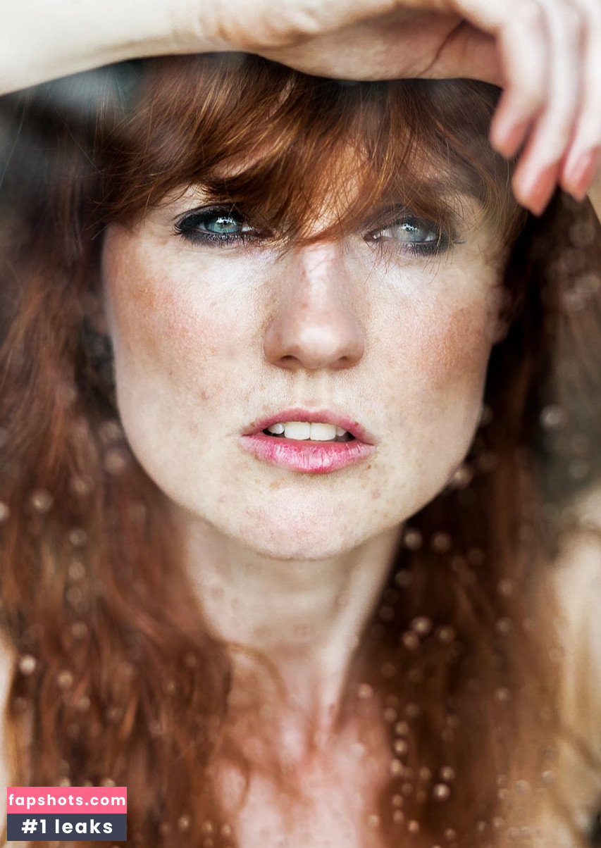 Leslie Sauvage gallery photo #21