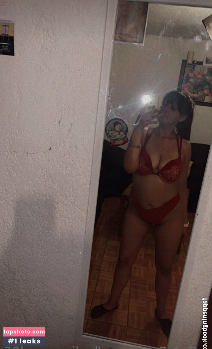 leslierangel95 Nude Leaks OnlyFans Photos #7 - LeakJerk