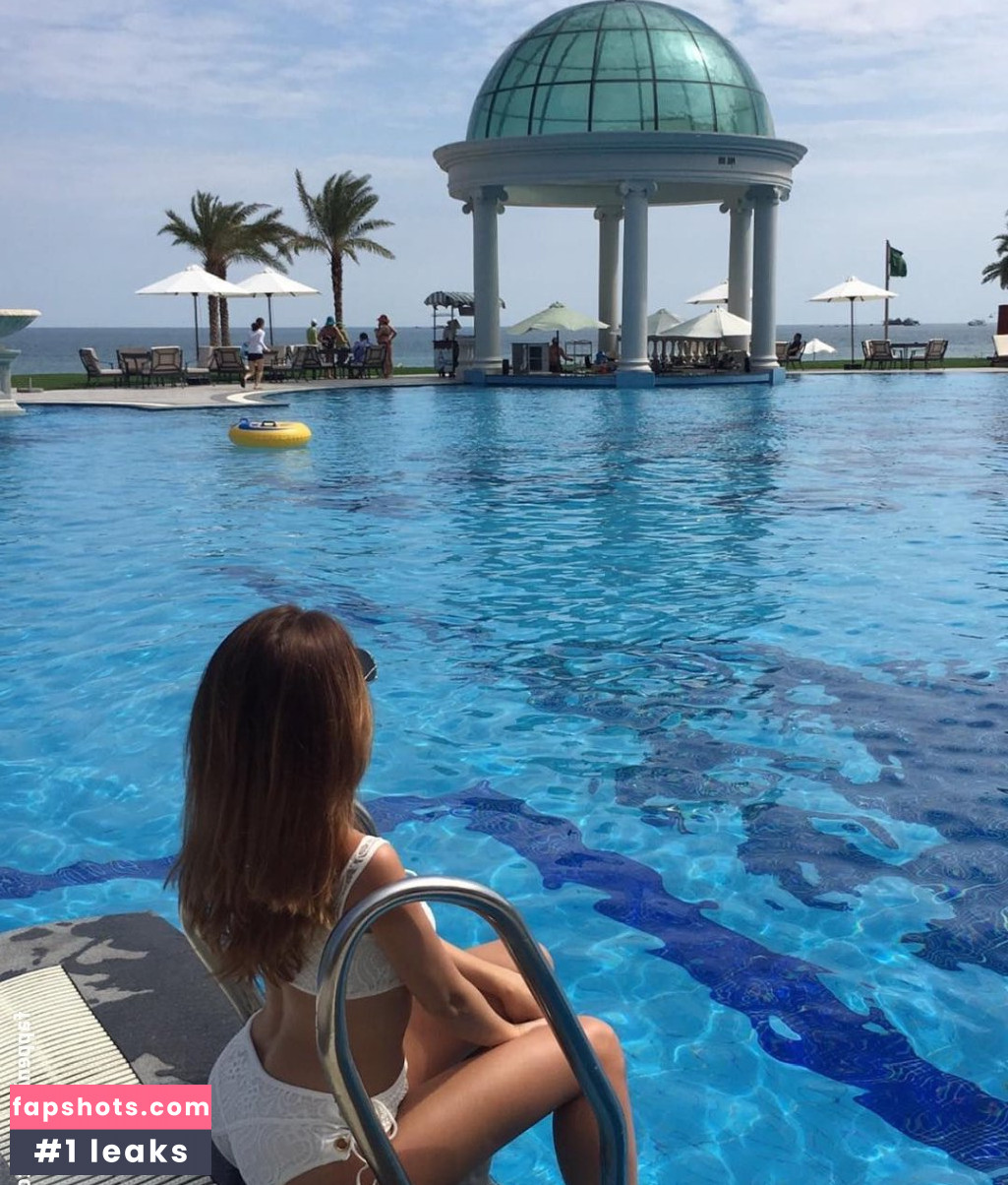 Lesya Makeeva gallery photo #48