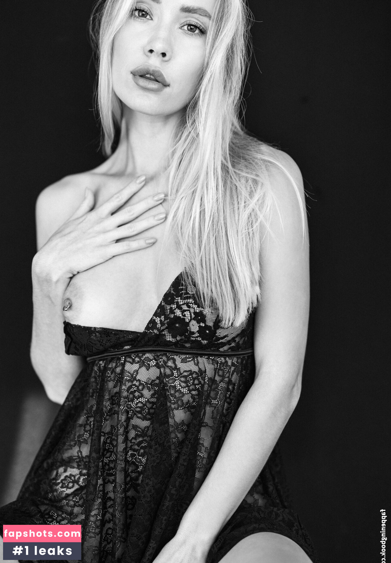 Lesyamadama nude babe gallery