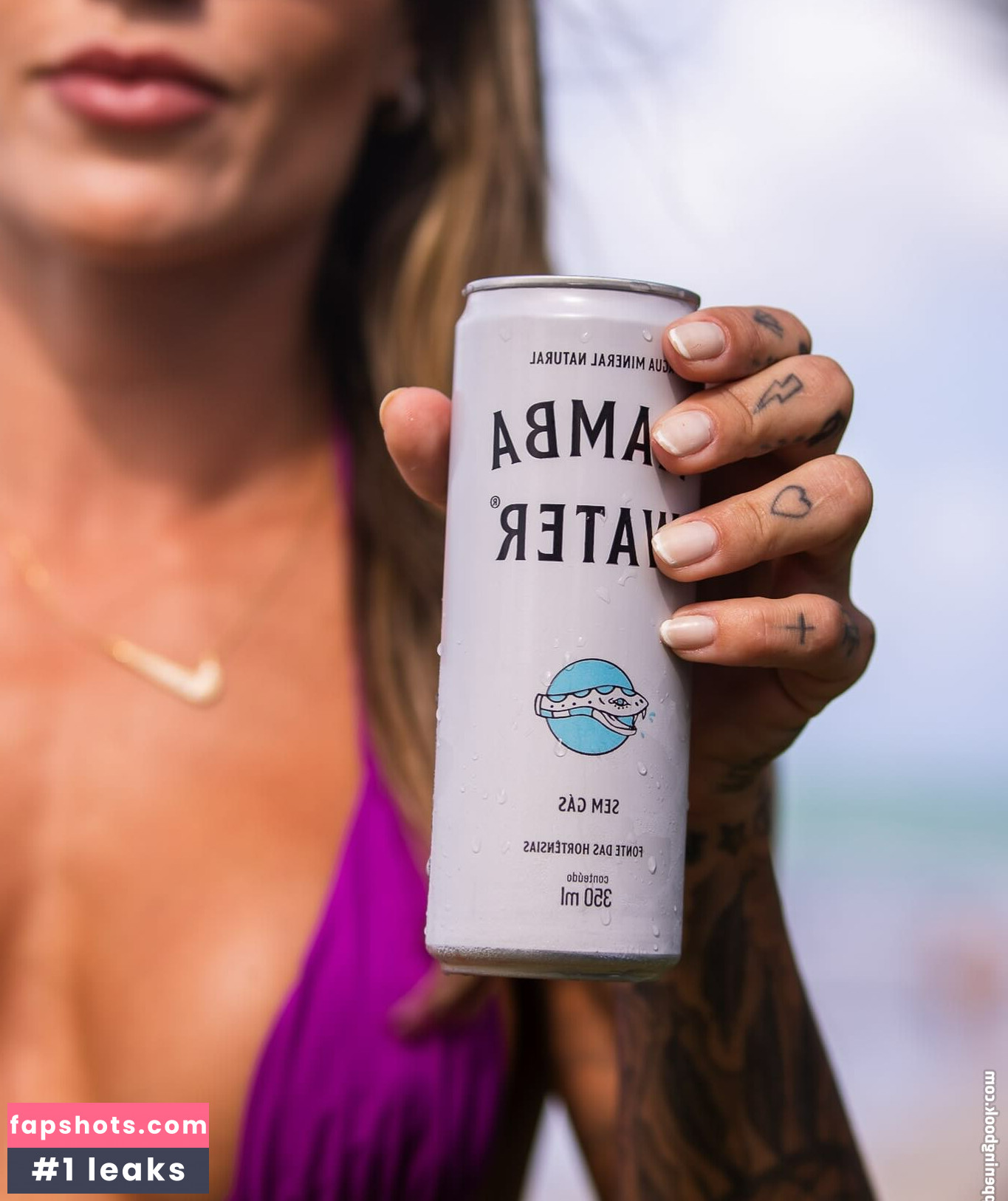 Leticia Bufoni gallery photo #16