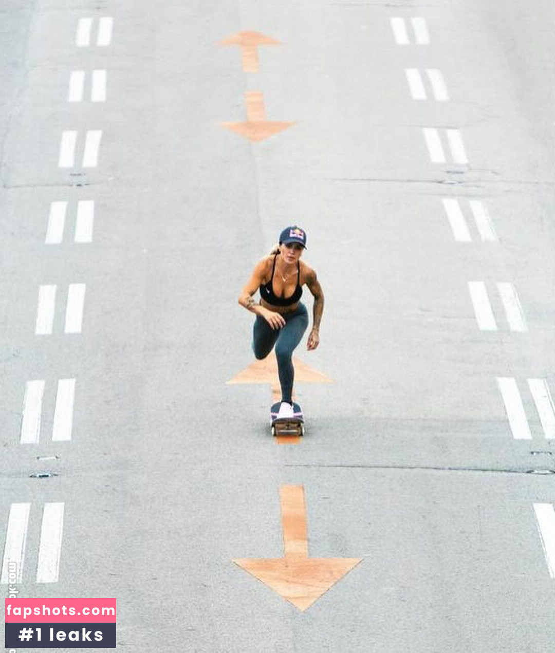 Leticia Bufoni gallery photo #63