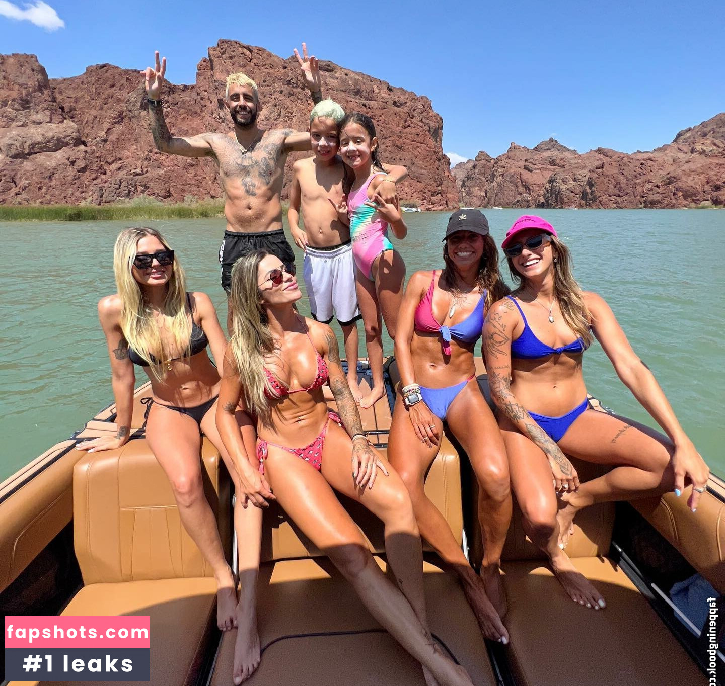 Leticia Bufoni gallery photo #80