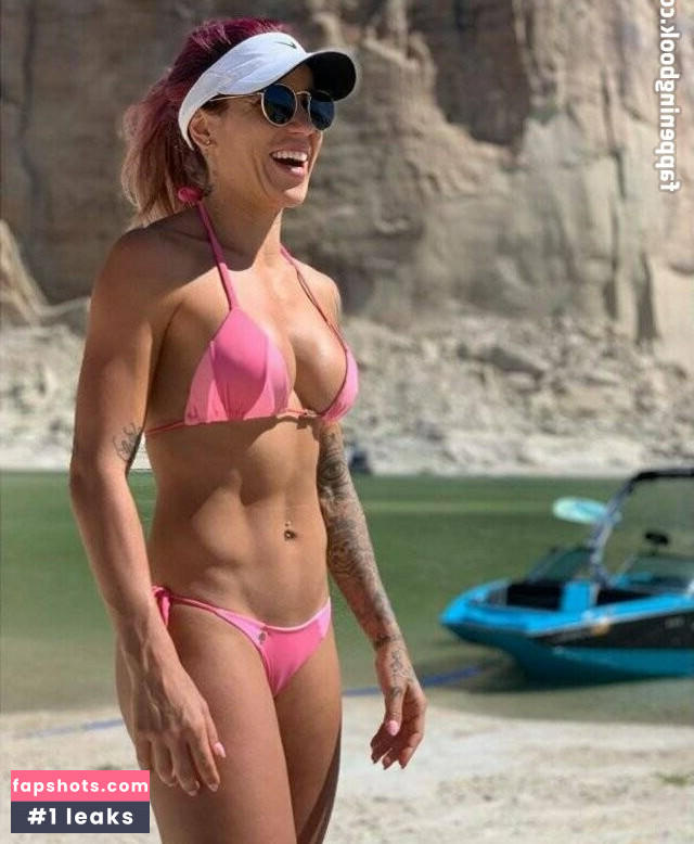 Leticia Bufoni gallery photo #90