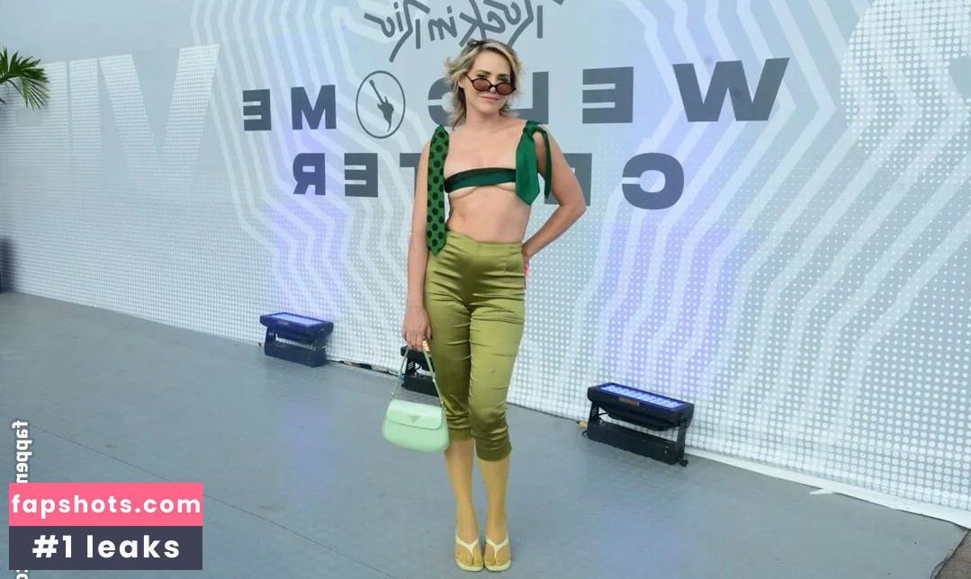 Leticia Colin gallery photo #43