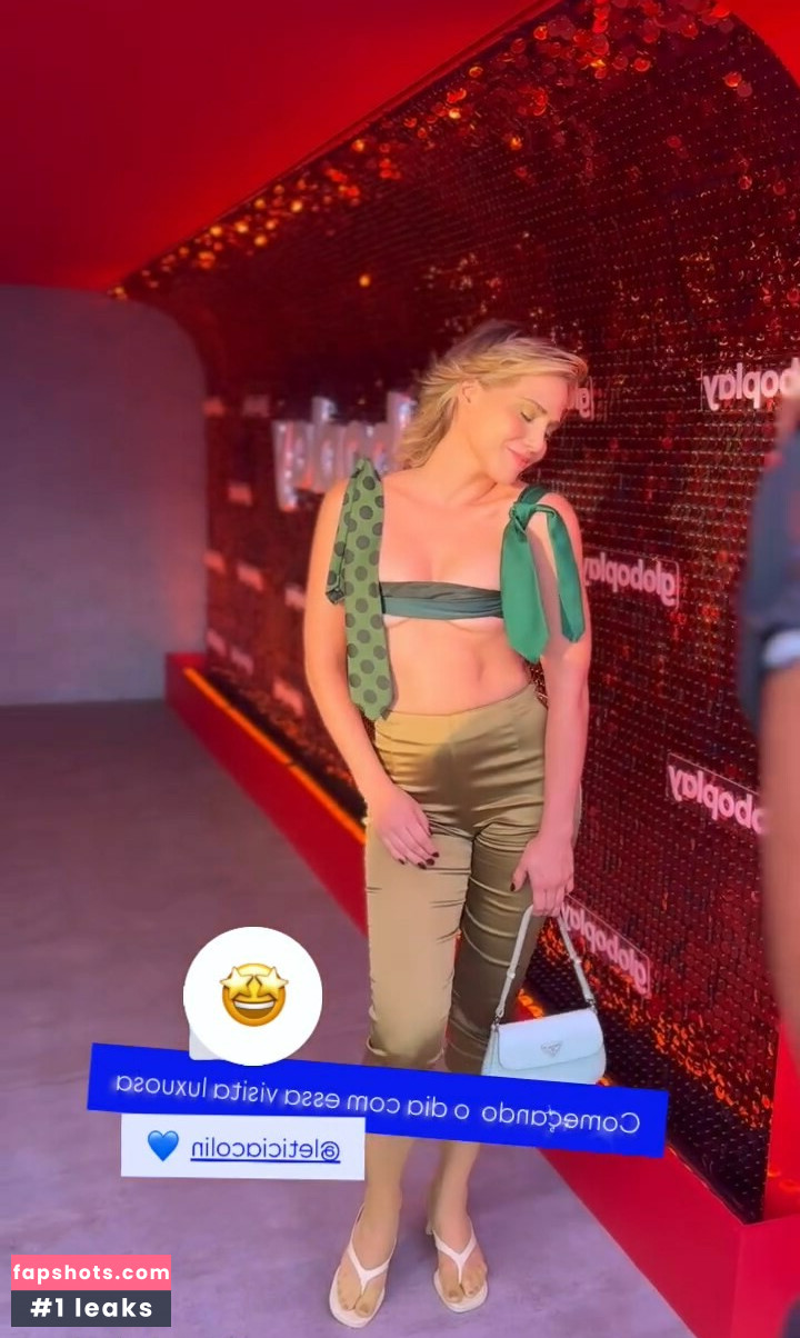 Leticia Colin gallery photo #45