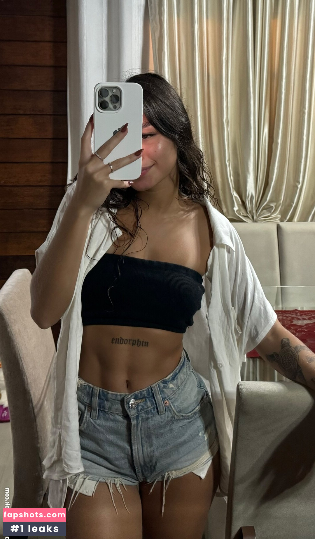 Leticia Jaeger gallery photo #15