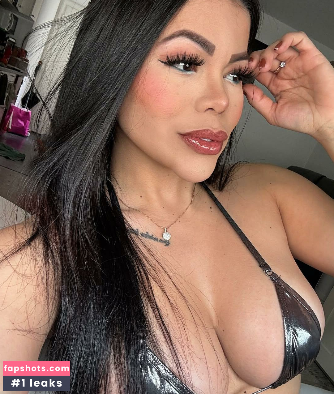 Leticia Lopes Nude Leaks OnlyFans Photos #4 - LeakJerk