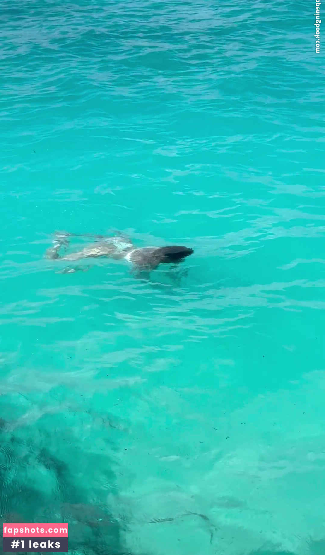 Leticia Spiller gallery photo #7