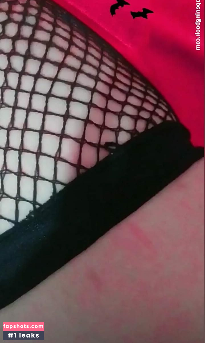 Letícia Sykes Nude Leaks OnlyFans Photos #14 - LeakJerk