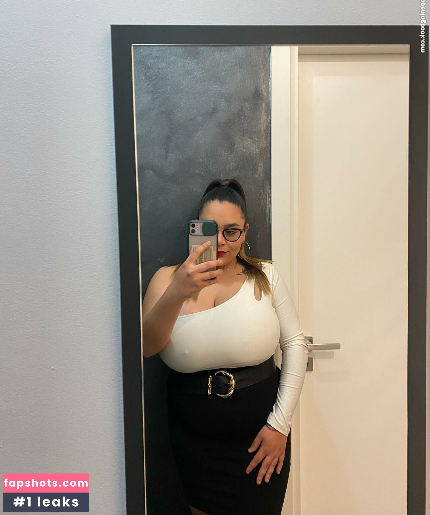 Letizia Scrivani gallery photo #11