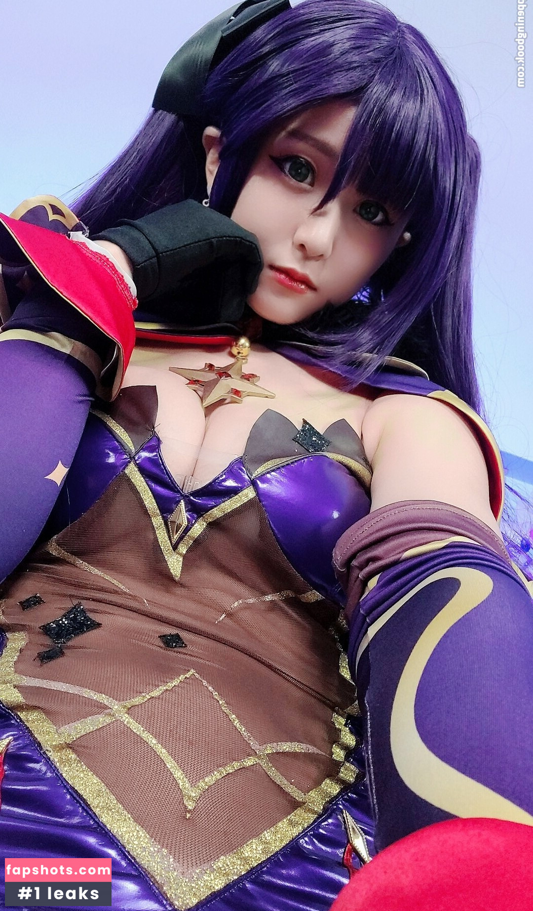 Lewd Cosplayer gallery photo #13