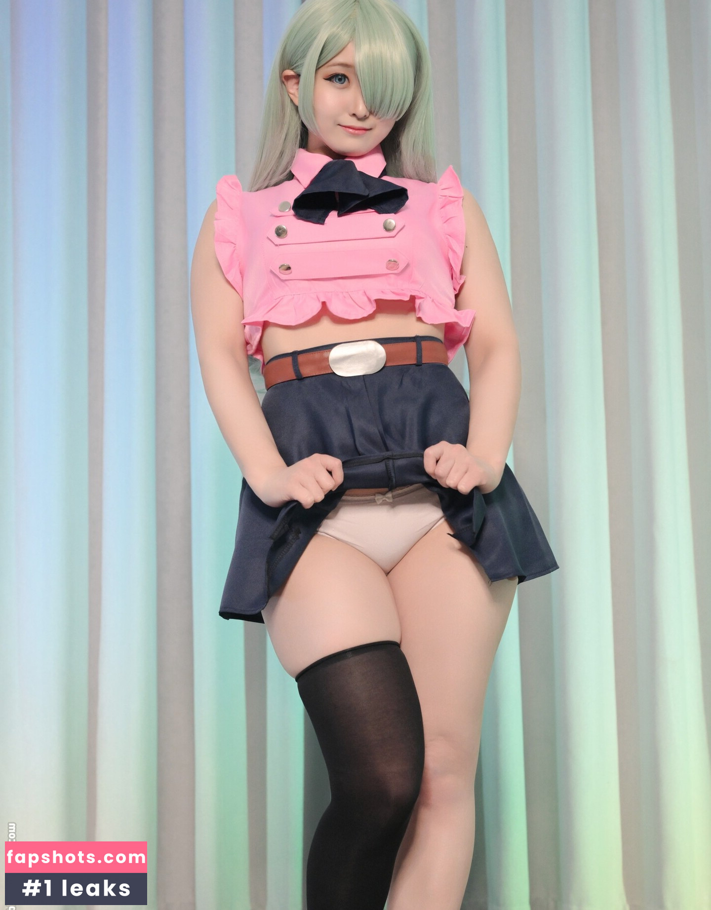Lewd Cosplayer gallery photo #3