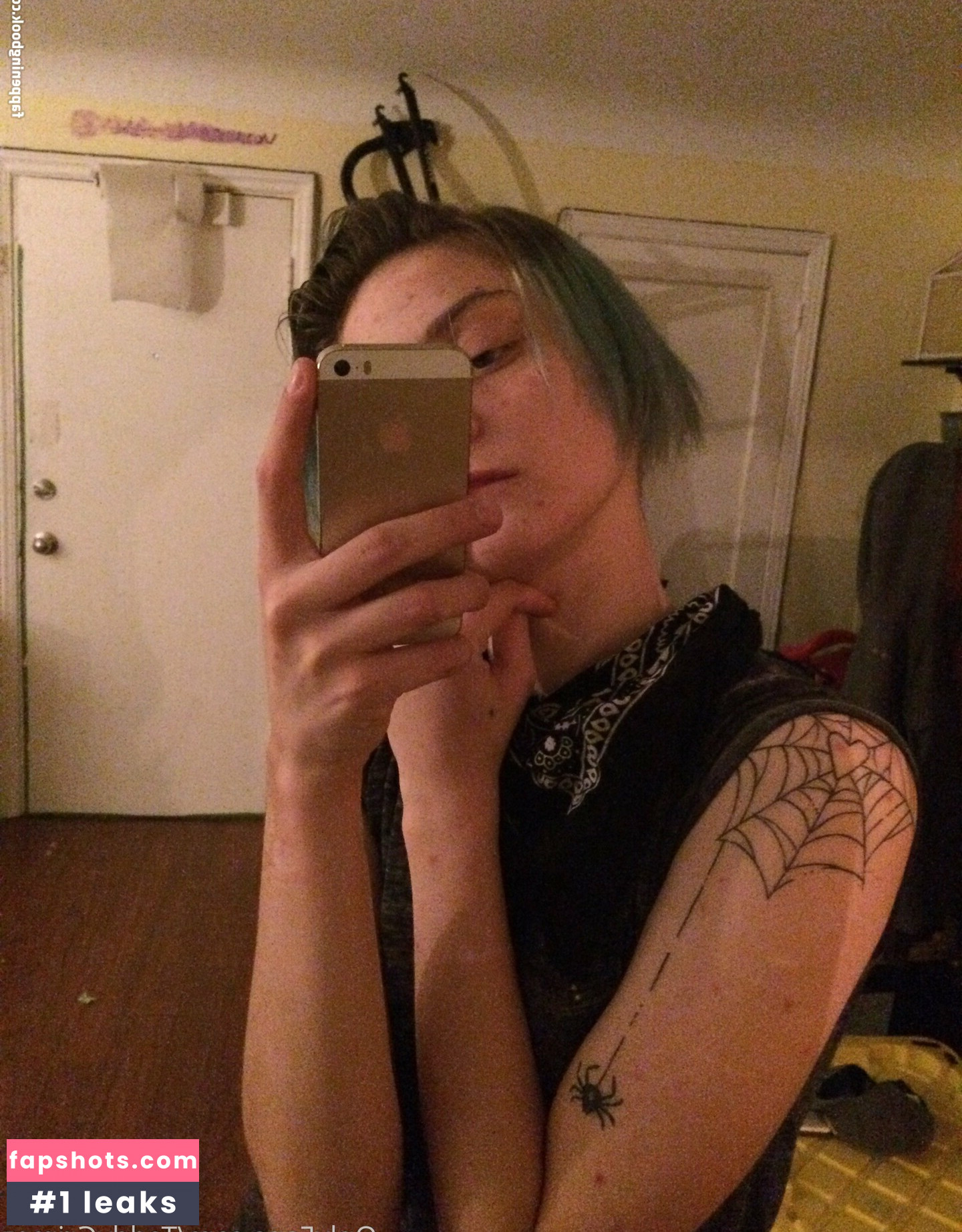 lewdology gallery photo #6