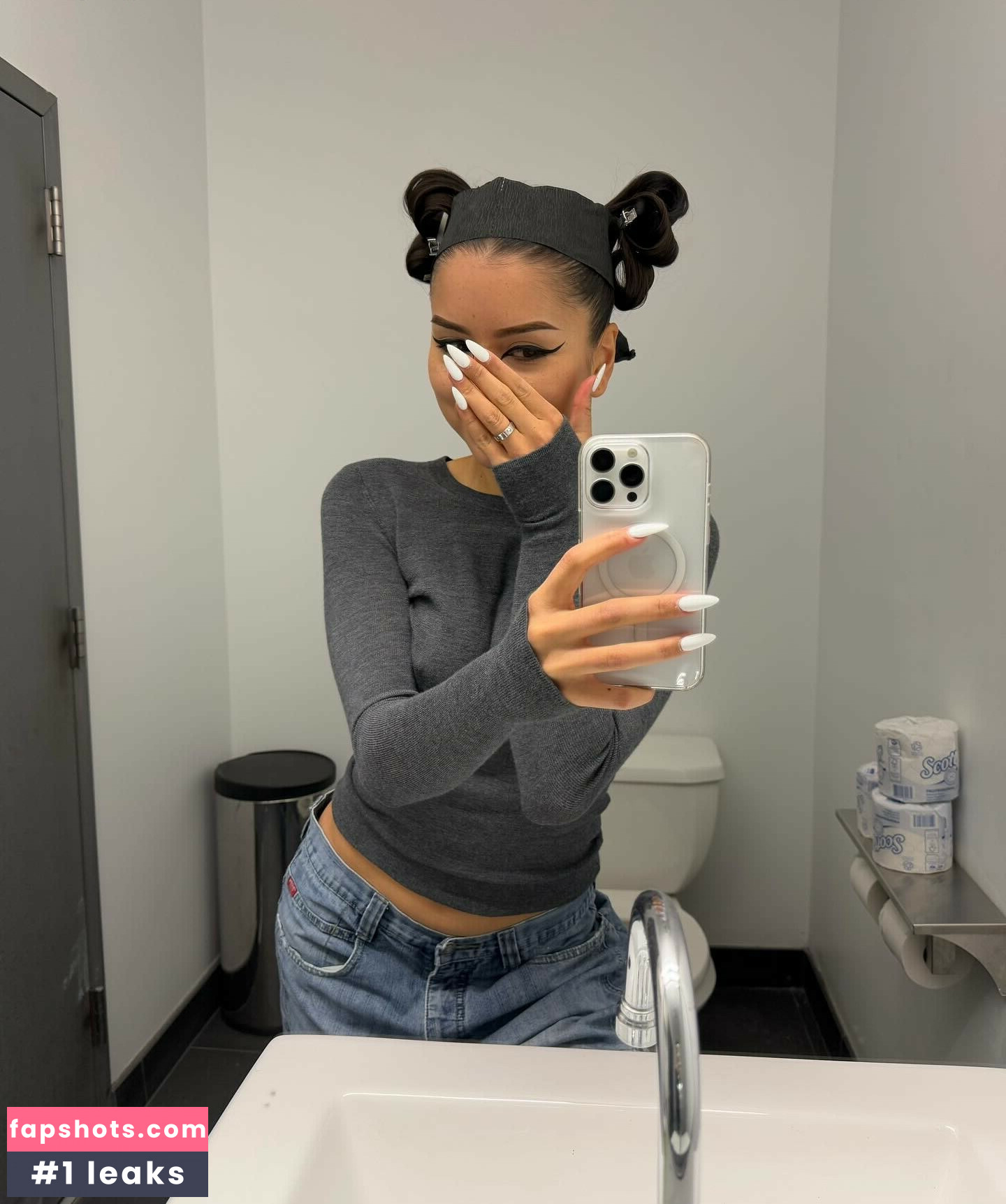 Lexa Gates gallery photo #10