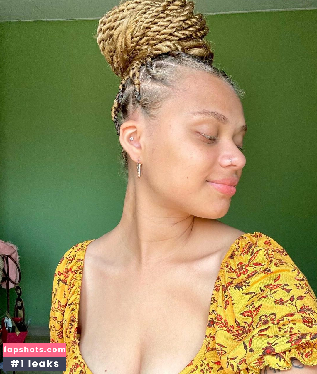 Lexcova gallery photo #19