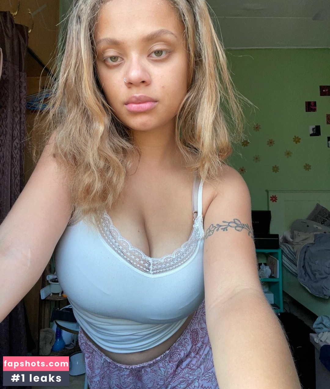 Lexcova gallery photo #32