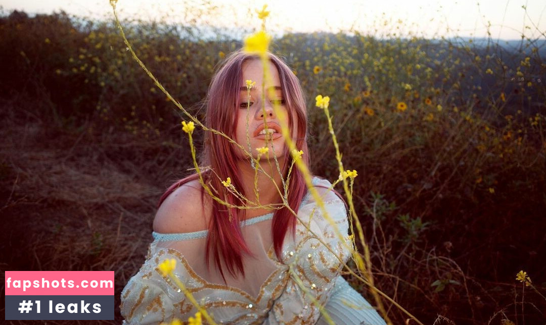 Lexee Smith gallery photo #122