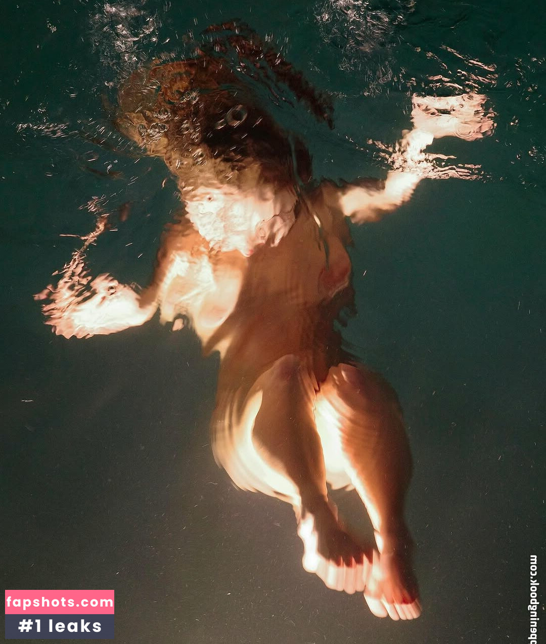 Lexee Smith gallery photo #17