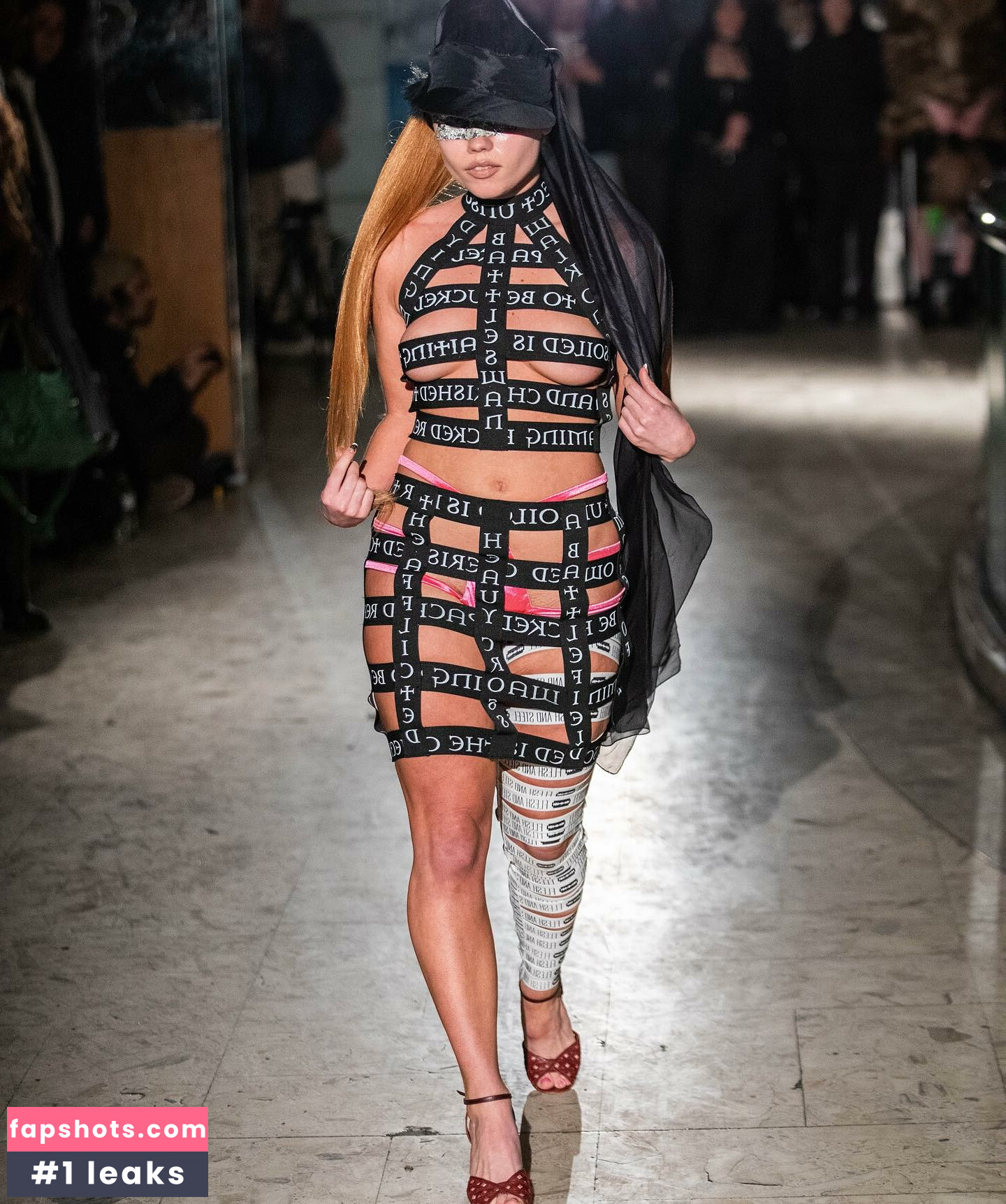 Lexee Smith gallery photo #7