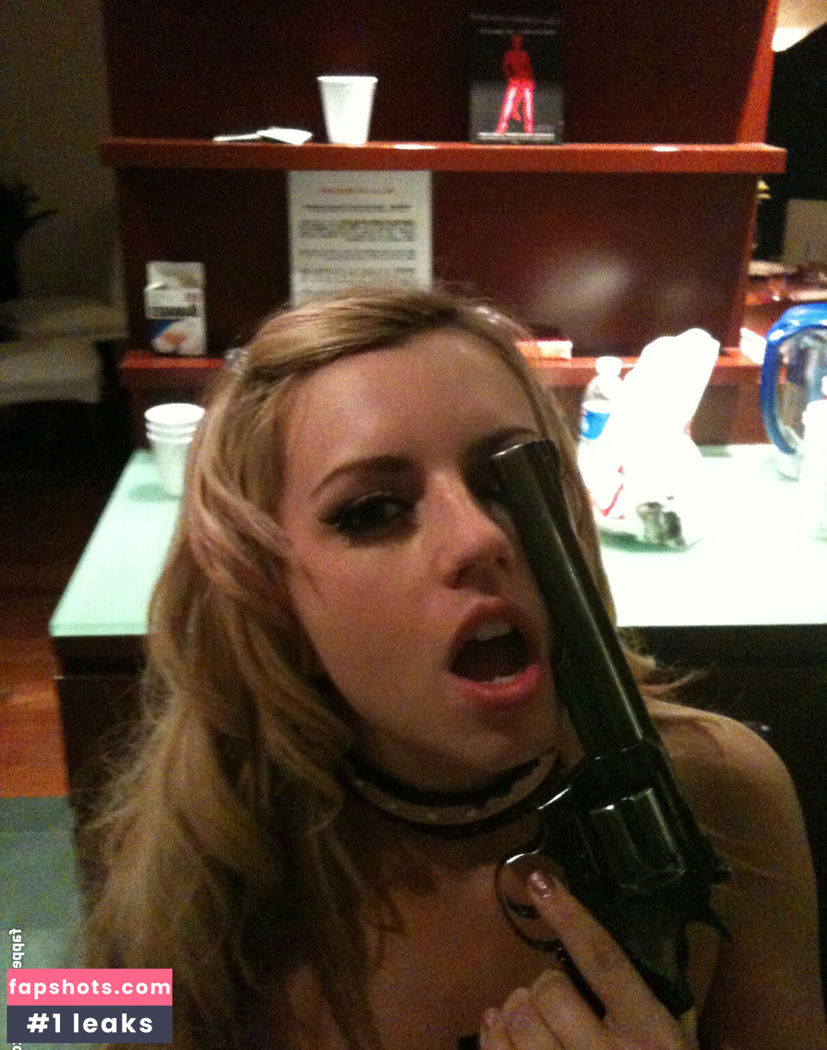 Lexi Belle gallery photo #16