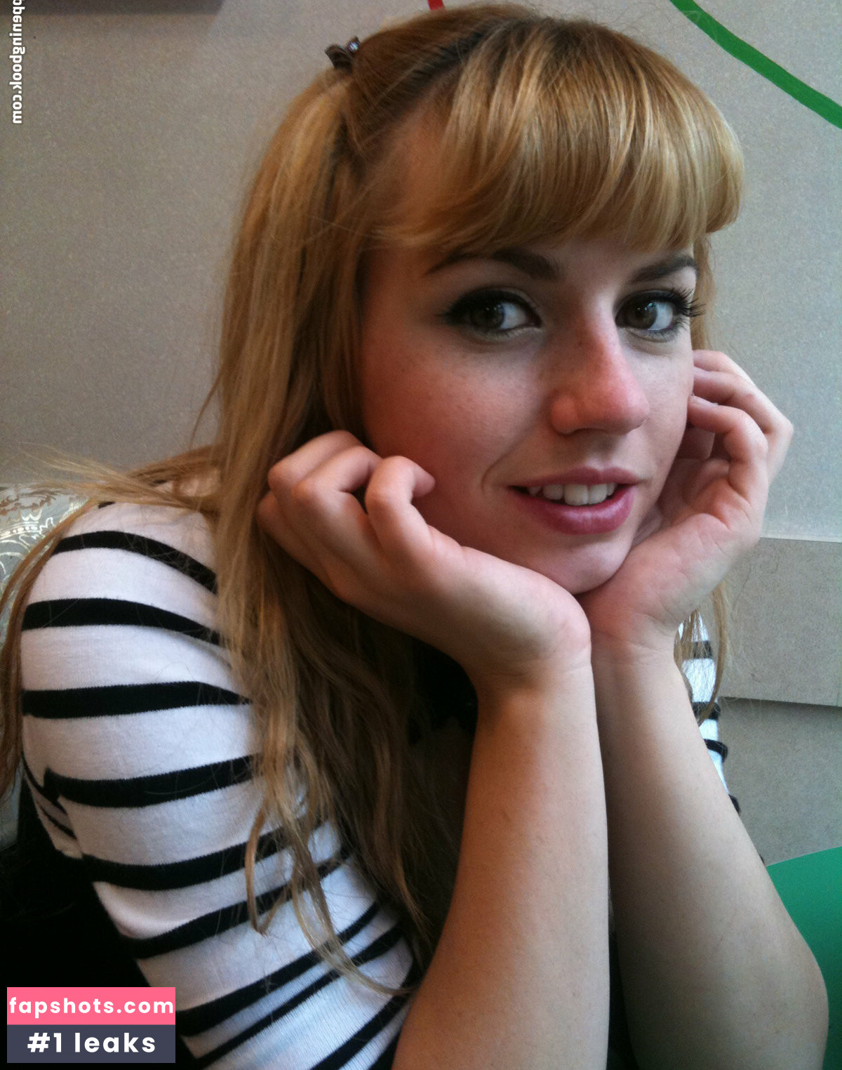 Lexi Belle gallery photo #22