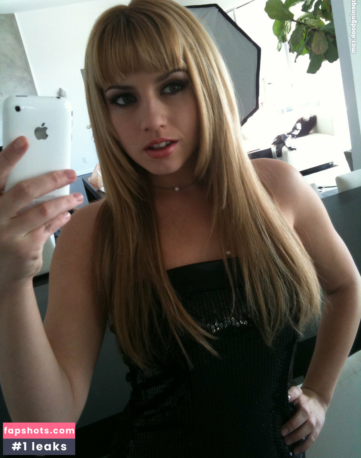 Lexi Belle gallery photo #27