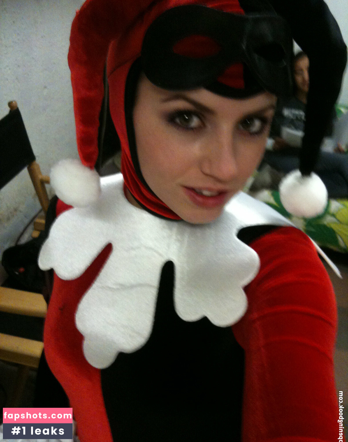 Lexi Belle nude babe gallery