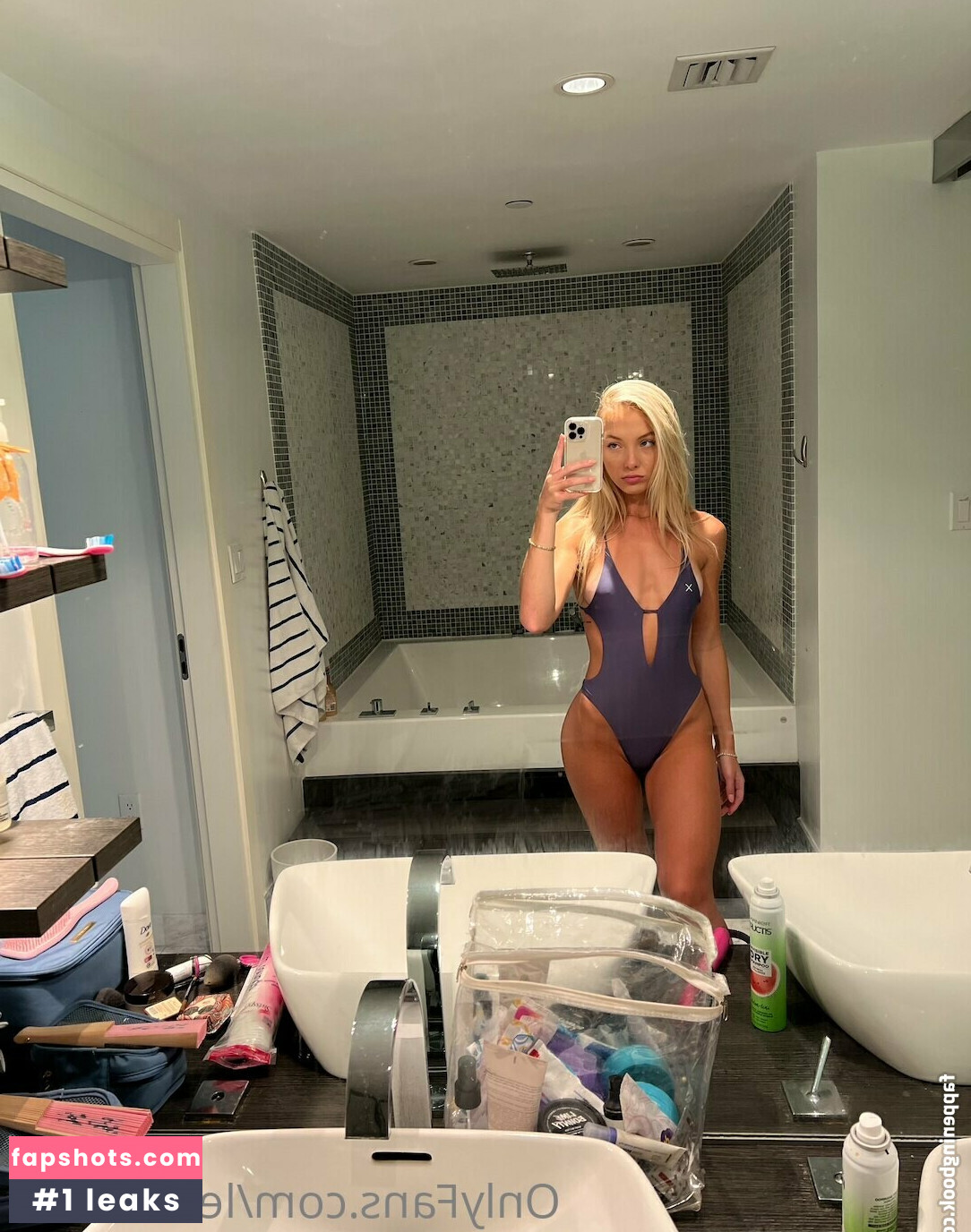 Lexi Burulia gallery photo #8