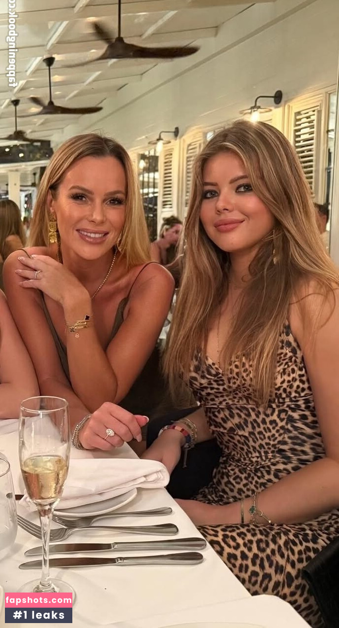 Lexi Hughes gallery photo #17