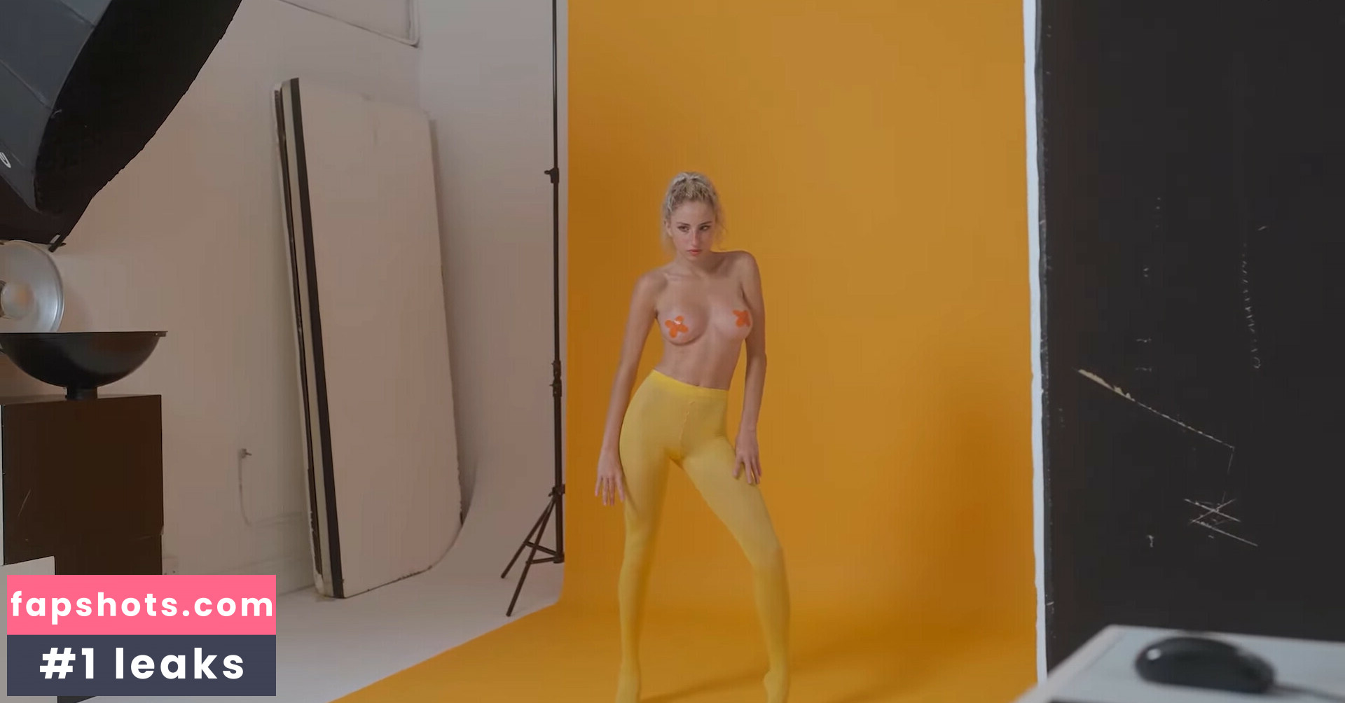 Lexi Kaleiia gallery photo #8