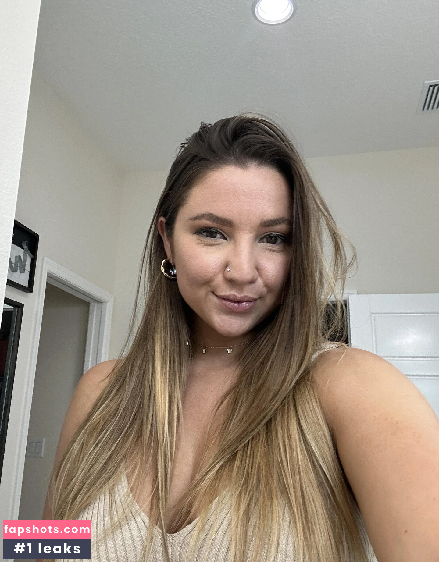 Lexi Love gallery photo #102