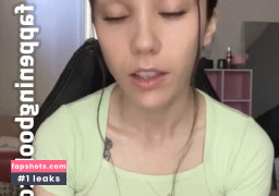 Lexi Poll ASMR gallery photo #2