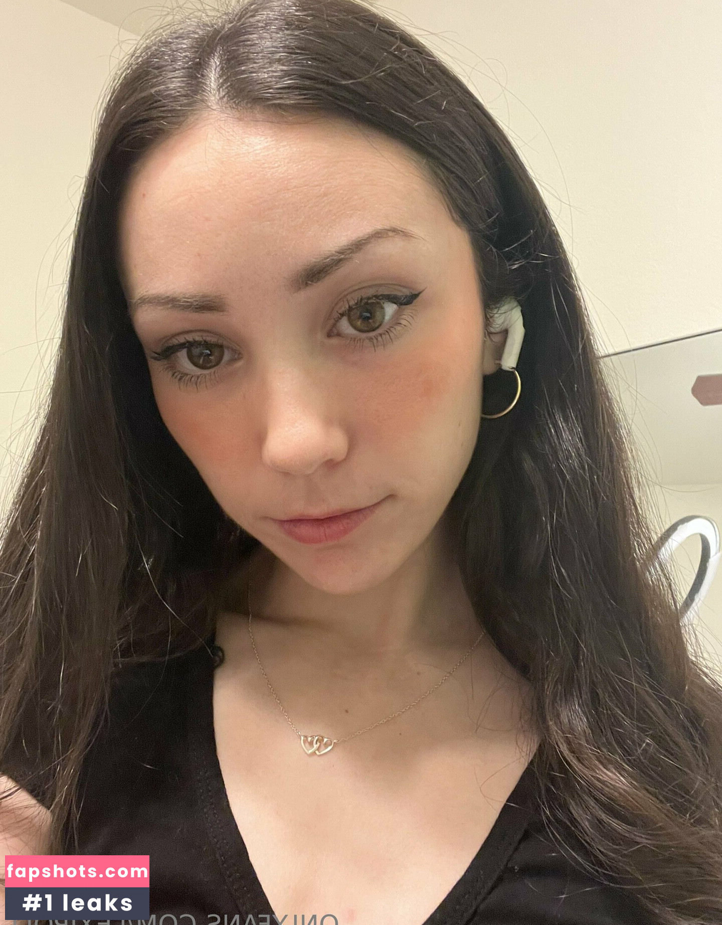 Lexi Poll ASMR gallery photo #4