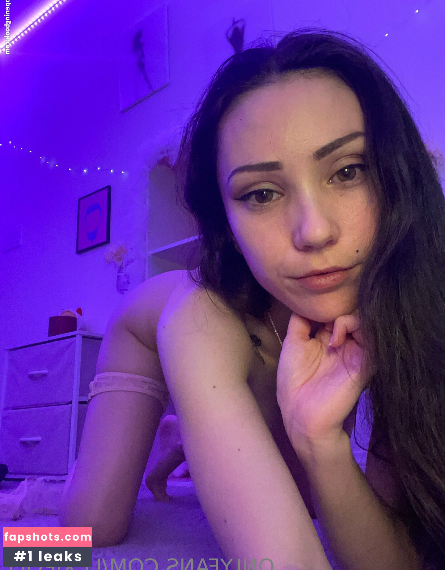 Lexi Poll ASMR