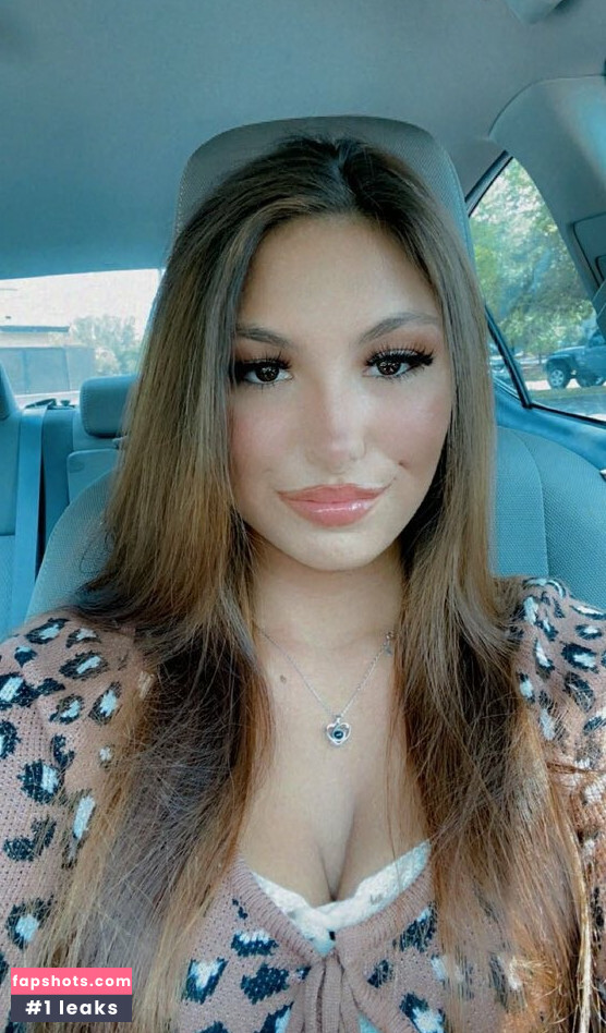 Lexi Rutland gallery photo #4