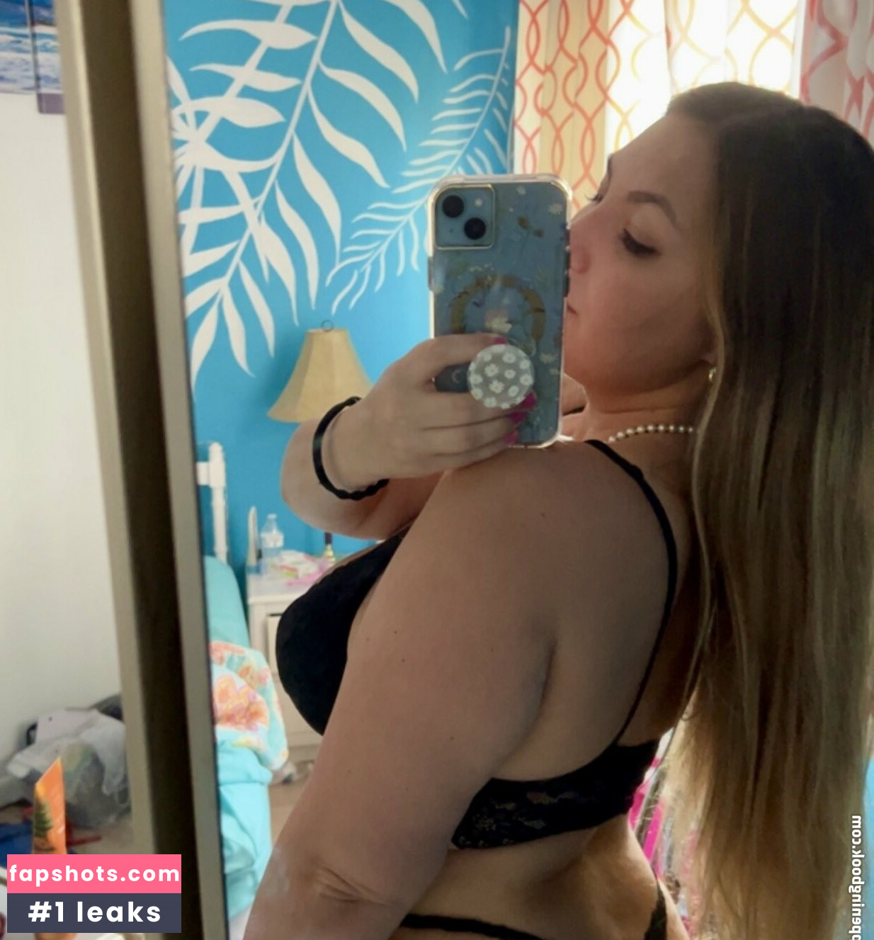 Lexi Rutland gallery photo #10