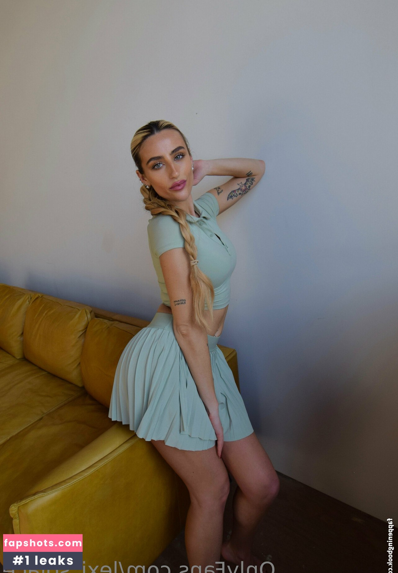 lexi_solace gallery photo #10