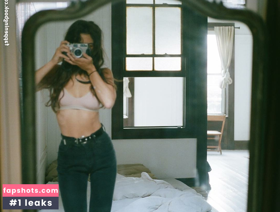 Lexie Smith gallery photo #15