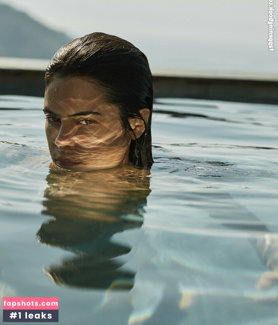 Lexie Smith gallery photo #34