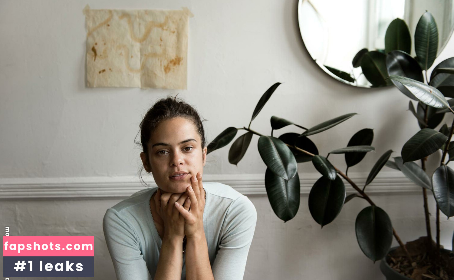 Lexie Smith gallery photo #35