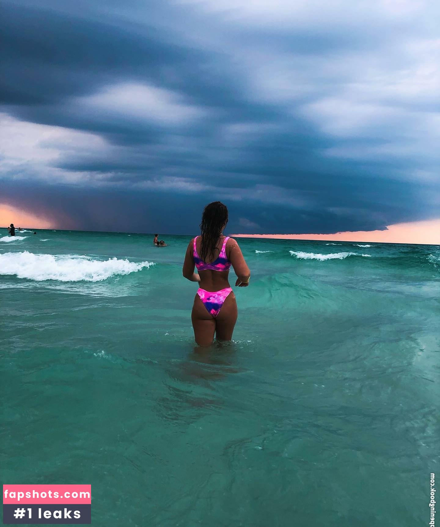 lexiiconley gallery photo #6