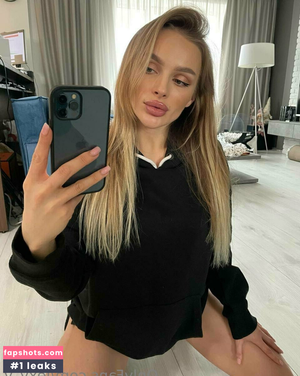 lexy_y gallery photo #4