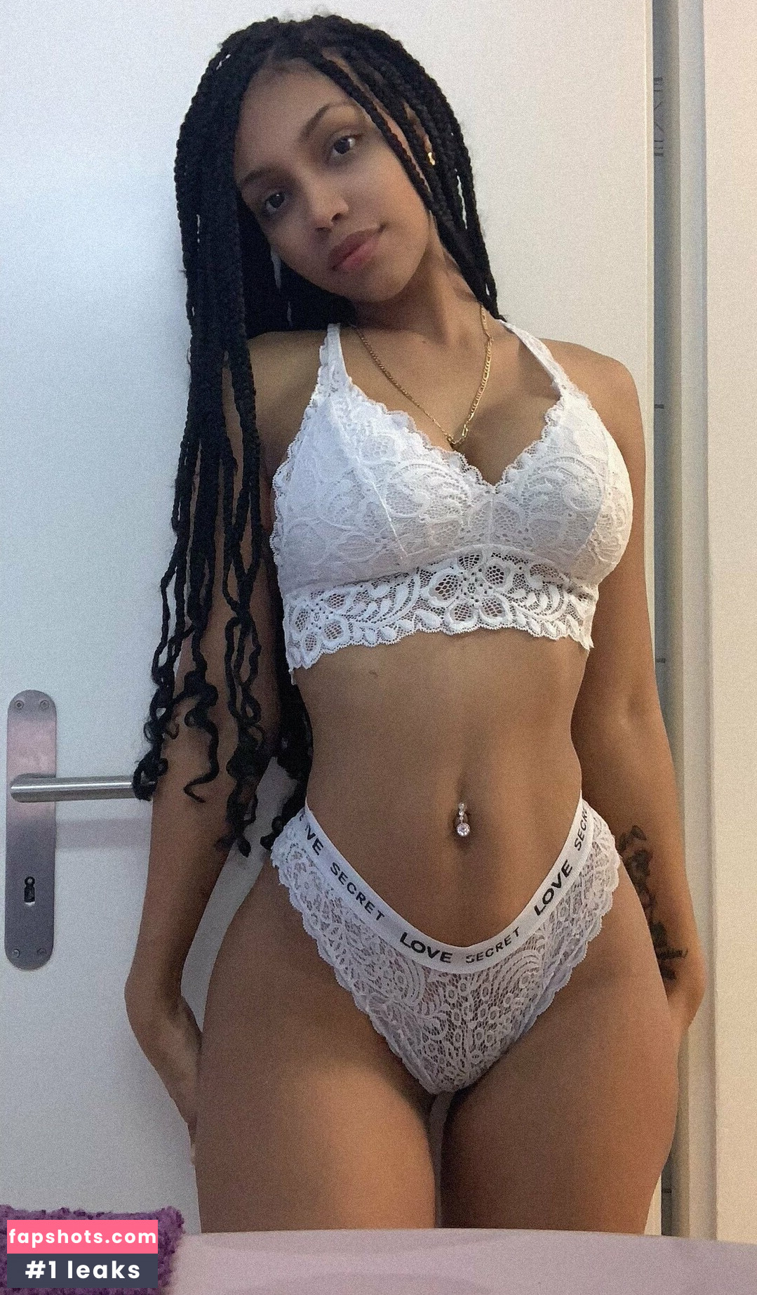 leydiitavarez gallery photo #14