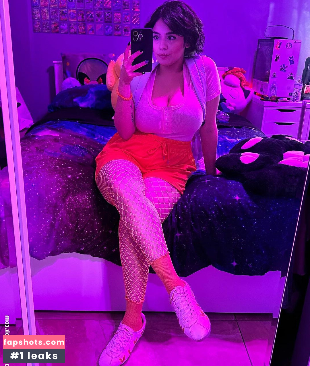 Lg Livillon gallery photo #8